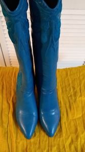 Women's boots